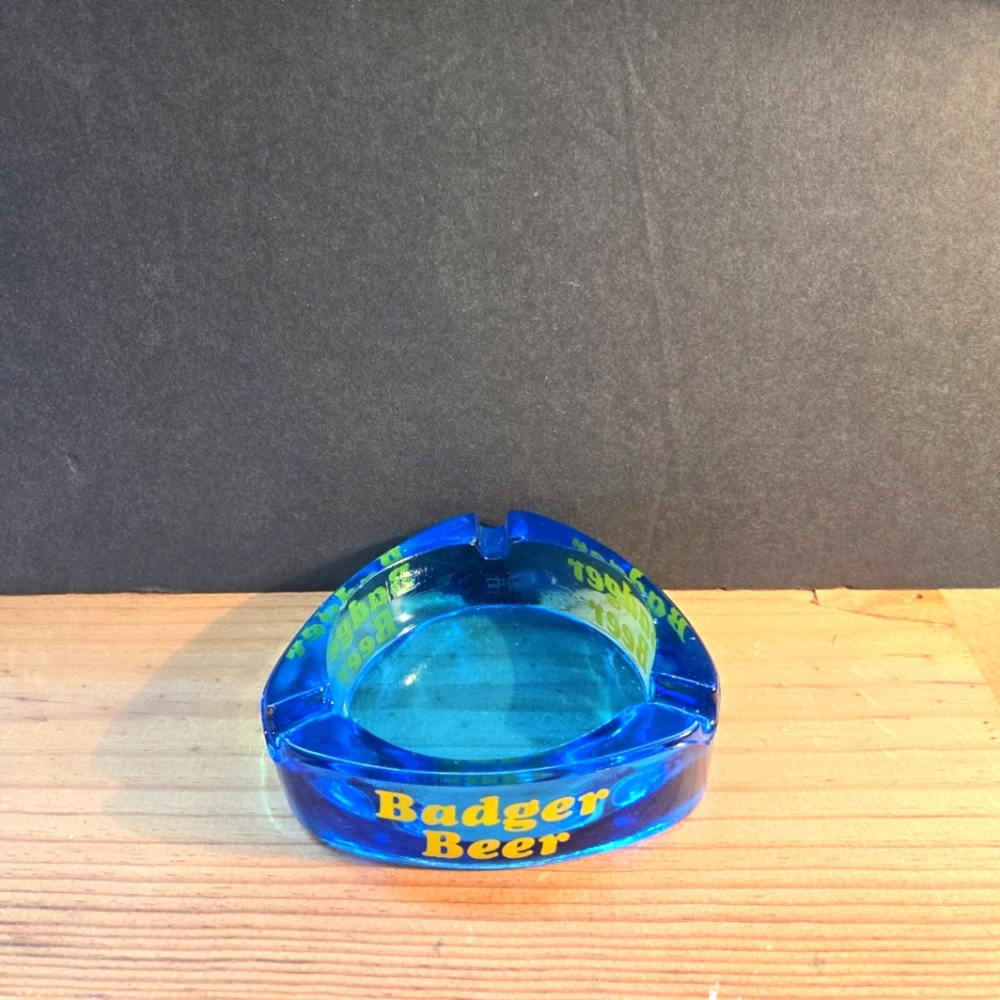 RARE BADGER BEER BLUE TRANSLUCENT TRIANGULAR SHAPE ASHTRAY